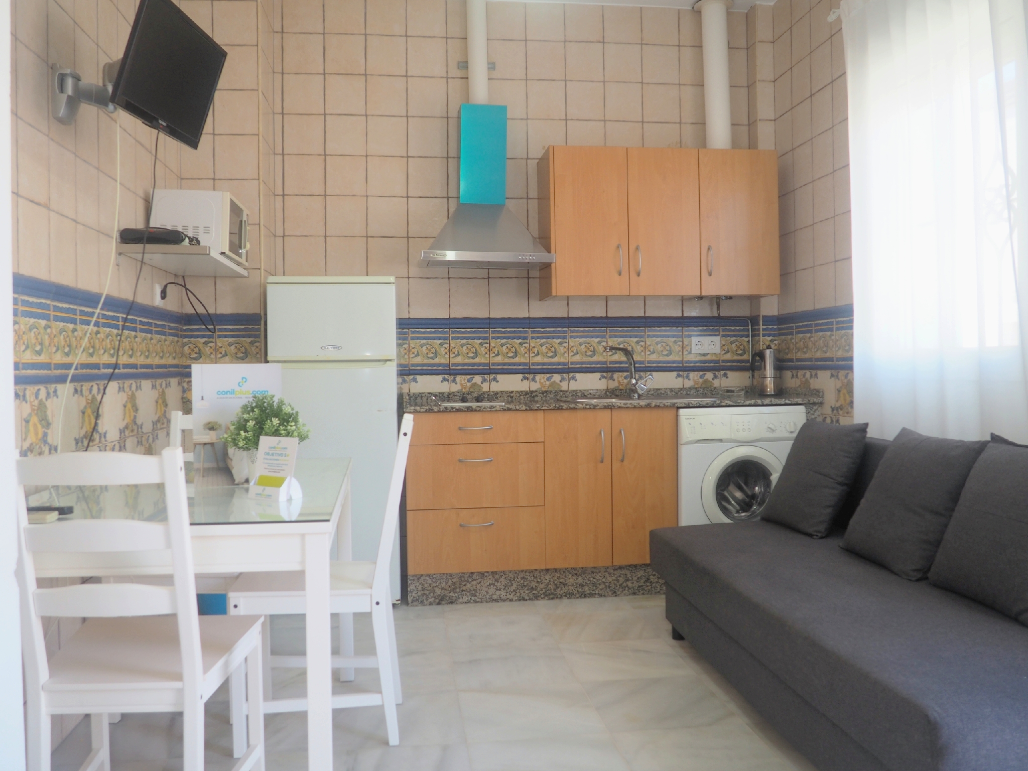 Apartamentos Ramón y Cajal (Bajos)
